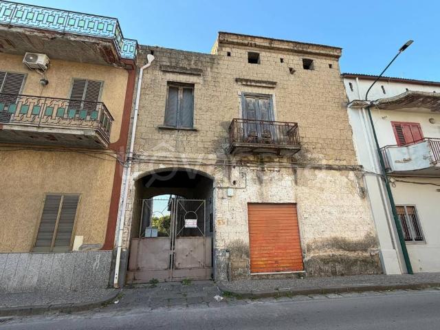 Villa bifamiliare in vendita a Scisciano via Giuseppe Garibaldi