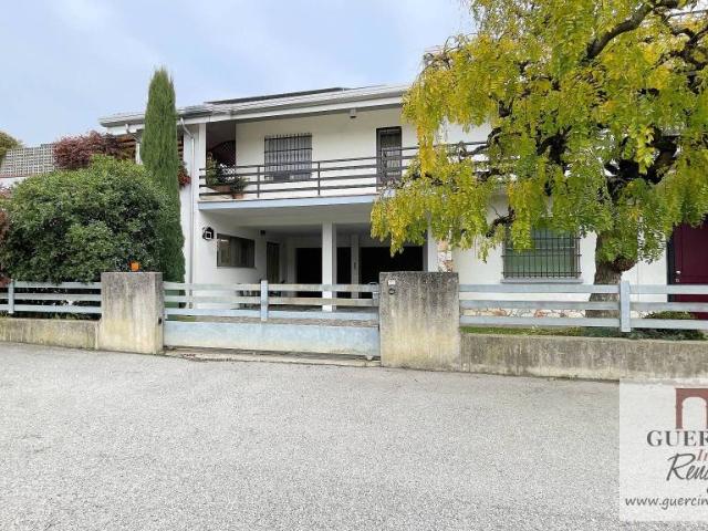 Villa bifamiliare in vendita a Scortichino, Bondeno