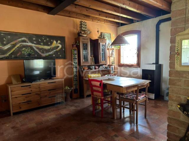 Villa bifamiliare in vendita a Selvazzano Dentro via Penghe, 9, Caselle