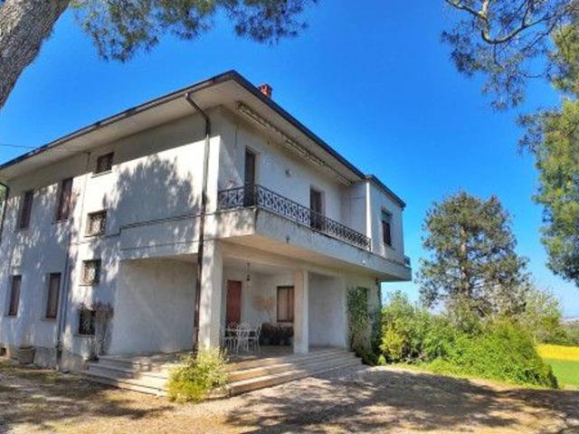 Villa bifamiliare in vendita a Senigallia