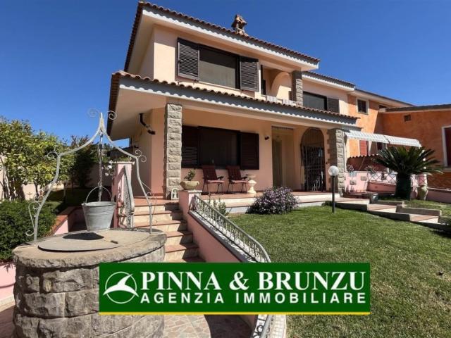 Villa bifamiliare in vendita a Simala