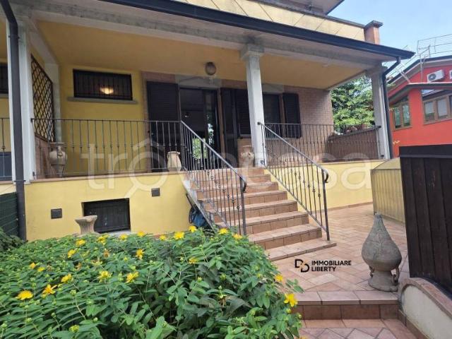 Villa bifamiliare in vendita a Sissa Trecasali