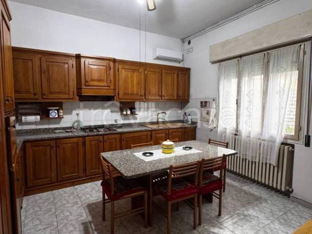Villa bifamiliare in vendita a Stellata, Bondeno