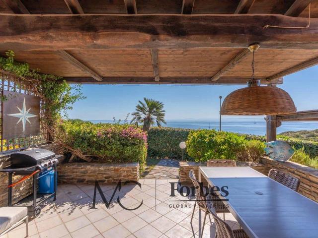 Villa bifamiliare in vendita a Stintino