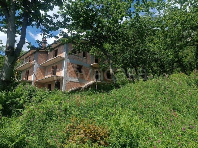 Villa bifamiliare in vendita a Summonte via Campo