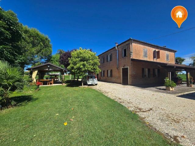 Villa bifamiliare in vendita a Poggio Renatico via Nazionale, 125