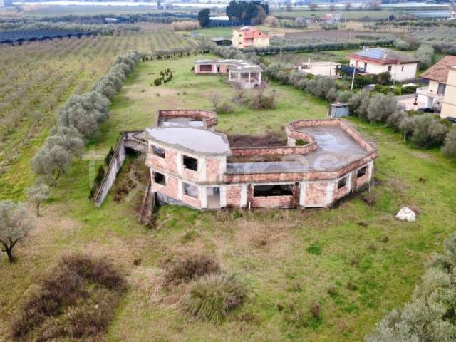 Villa bifamiliare in vendita a Pontecagnano Faiano via delle Sirene