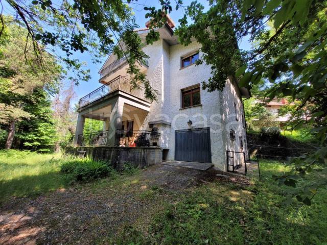 Villa bifamiliare in vendita a Pontinvrea