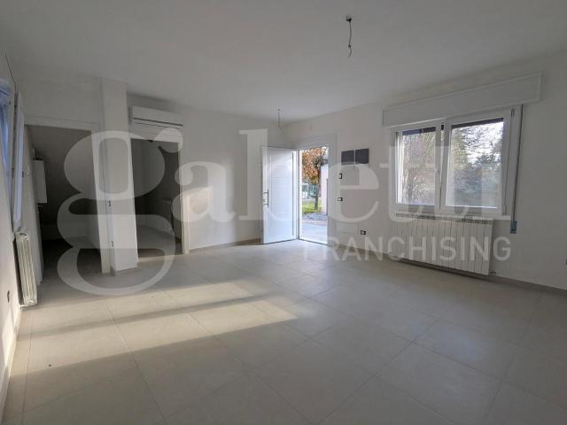 Villa bifamiliare in vendita a Porto Viro