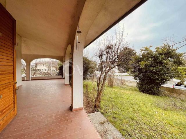 Villa bifamiliare in vendita a Portogruaro via Serao, 8