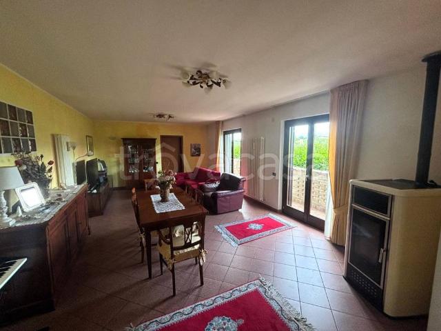 Villa bifamiliare in vendita a Pagannoni, Campli