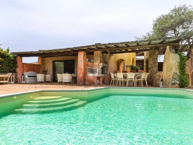 Villa bifamiliare in vendita a Palau