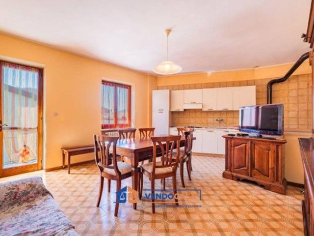 Villa bifamiliare in vendita a Peveragno