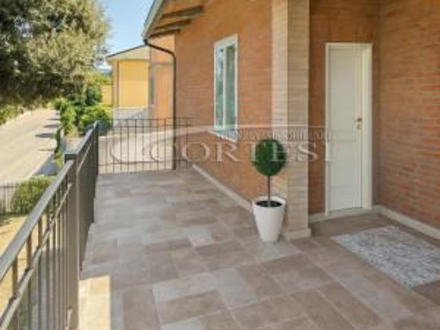 Villa bifamiliare in vendita a Perugia