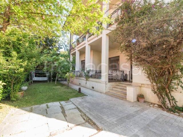 Villa bifamiliare in vendita a Pescara via Pizzoferrato, 28, Stazione Centrale Corso Vittorio
