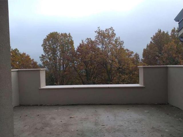 Villa bifamiliare in vendita a Piacenza