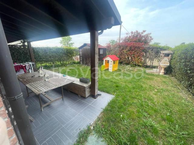 Villa bifamiliare in vendita a Piacenza, Gerbido Mortizza