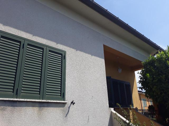 Villa bifamiliare in vendita a Pietrasanta