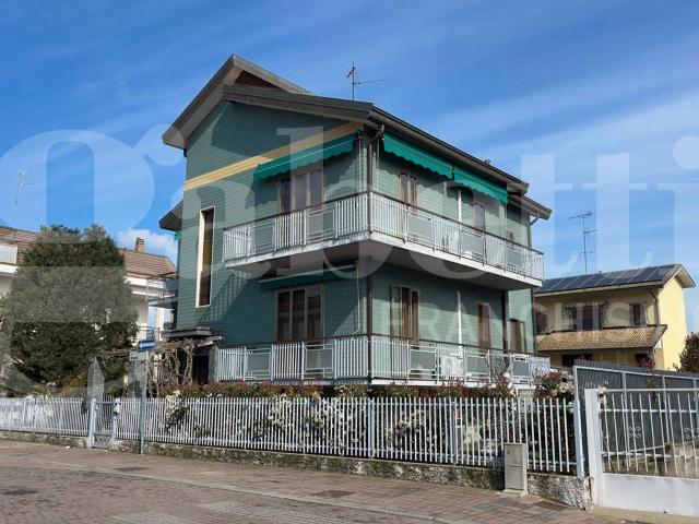 Villa bifamiliare in vendita a Pieve Emanuele