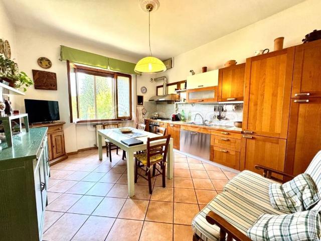 Villa bifamiliare in vendita a Pisa, San Piero