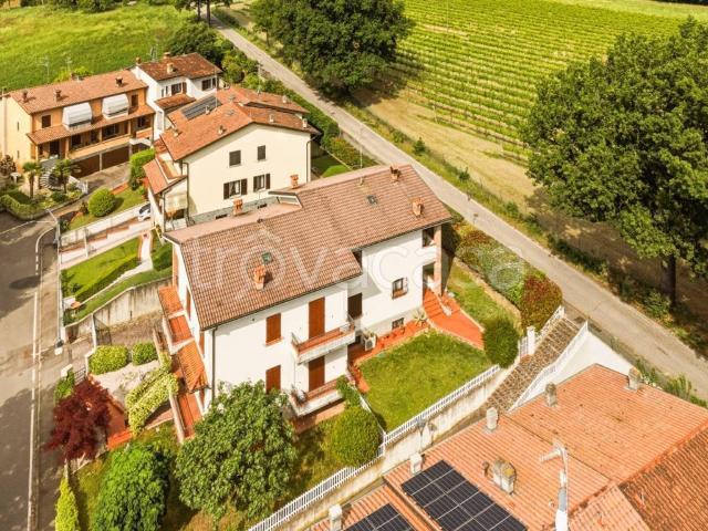 Villa bifamiliare in vendita a Quattro Castella, Puianello