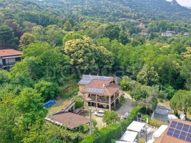 Villa bifamiliare in vendita a Roletto via Mauro Rostagno, 73