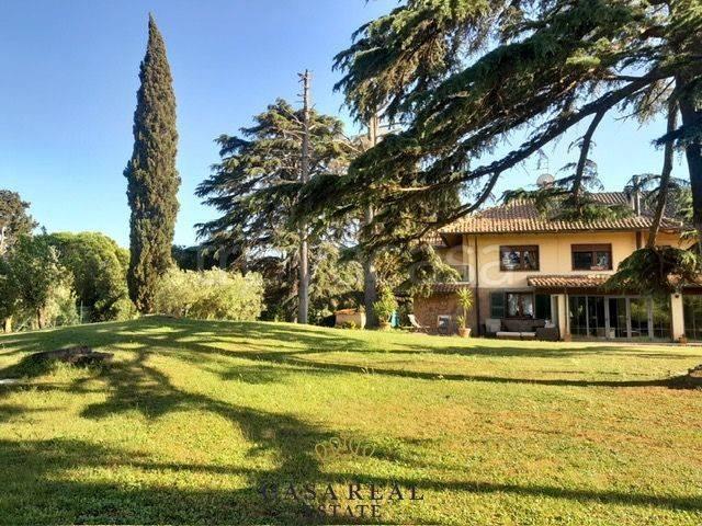 Villa bifamiliare in vendita a Roma via Clarice Tartufari, 88, Trigoria