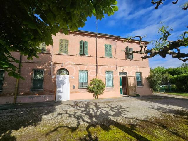 Villa bifamiliare in vendita a Ravenna, Borgo Montone San Marco