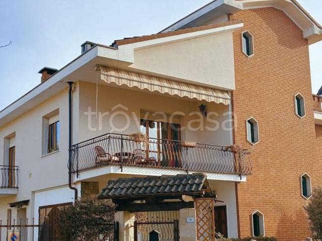 Villa bifamiliare in vendita a Racconigi