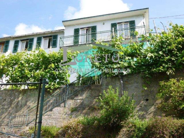 Villa bifamiliare in vendita a Rapallo
