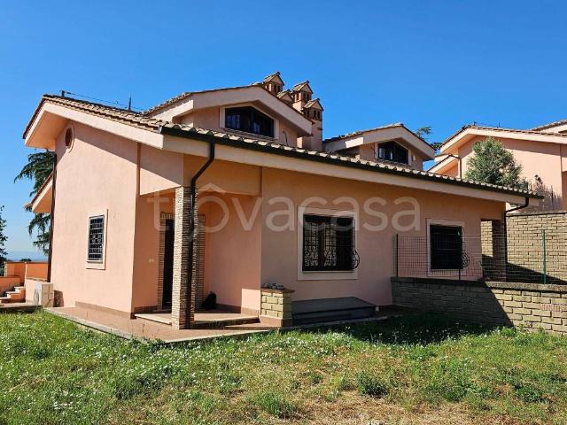 Villa bifamiliare in vendita a Riano via Bastianaccio, 1
