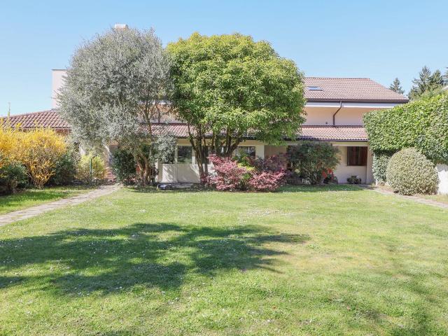 Villa Bifamiliare in vendita a Torino, Precollina