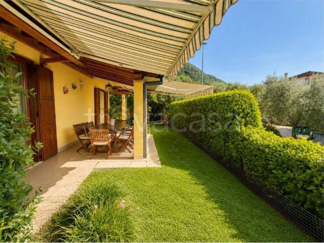 Villa bifamiliare in vendita a Toscolano, Toscolano Maderno
