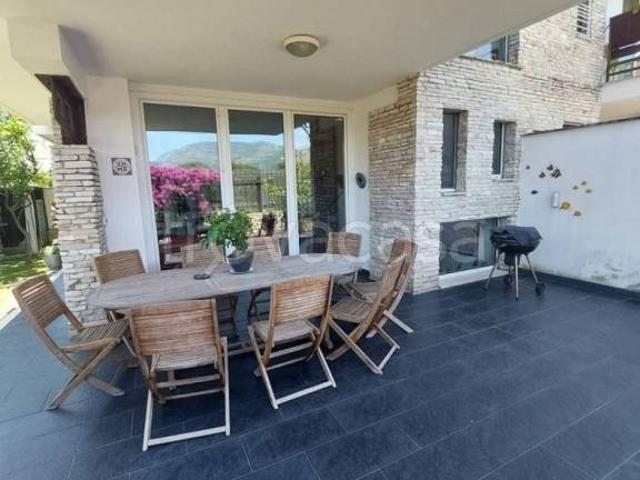 Villa bifamiliare in vendita a Terracina