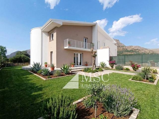 Villa bifamiliare in vendita a Terrasini