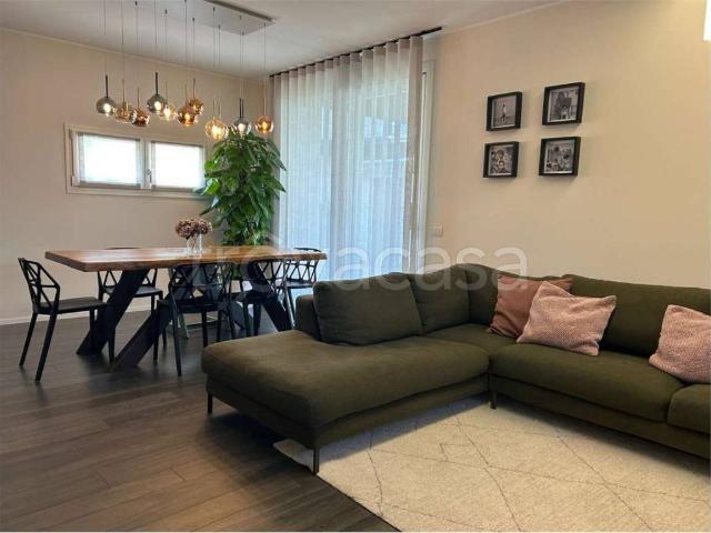 Villa bifamiliare in vendita a Trevignano via ortigara