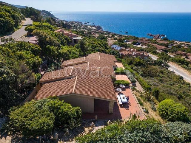 Villa bifamiliare in vendita a Trinità d'Agultu e Vignola via Sasima