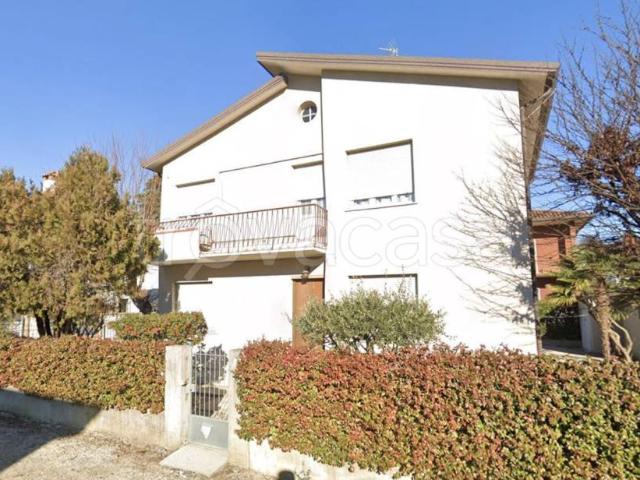 Villa bifamiliare in vendita a Udine via Alessandro Volta, 7, Palamostre