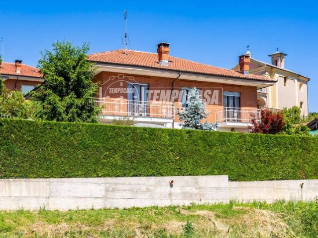 Villa bifamiliare in vendita a Valfenera strada Carlo Alberto 41