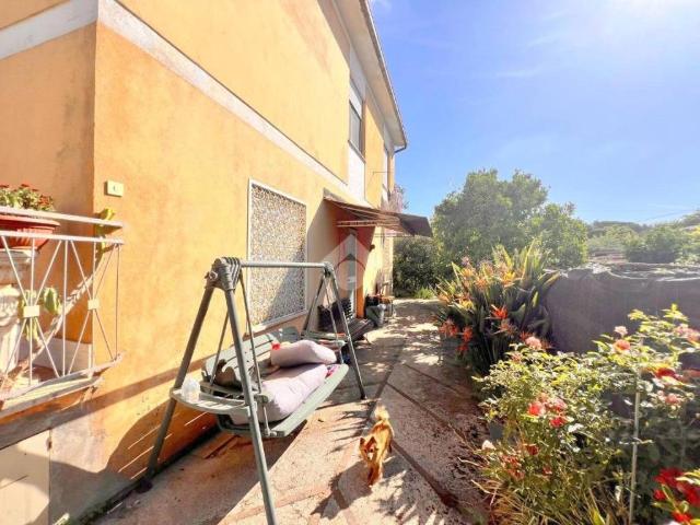 Villa bifamiliare in vendita a Velletri
