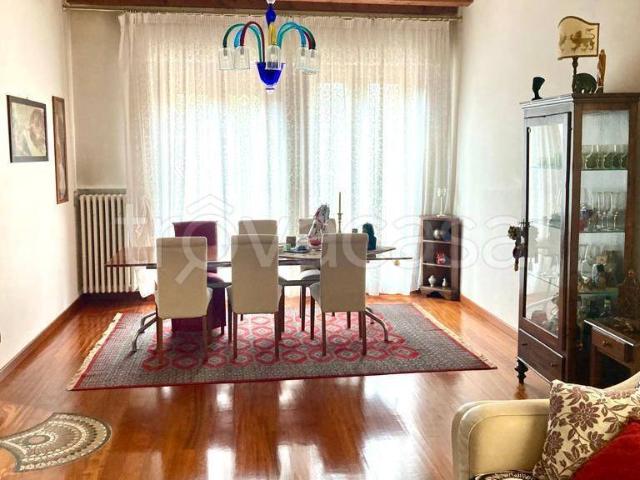 Villa bifamiliare in vendita a Venezia calle San Cipriano, Murano