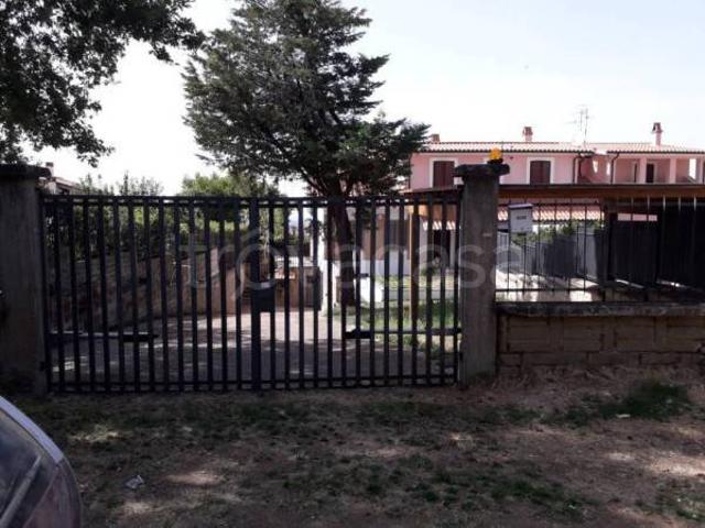 Villa bifamiliare in vendita a Viterbo via delle Pietrare, 15, Grotticella Mazzetta