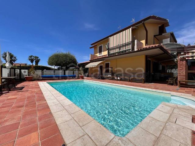Villa bifamiliare in vendita a Viagrande