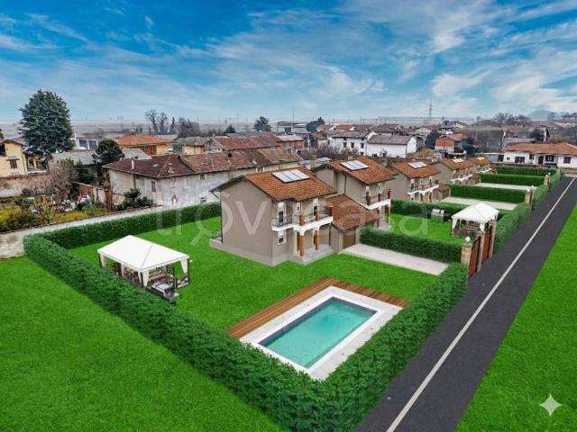 Villa bifamiliare in vendita a Vicolungo via Guglielmo Marconi