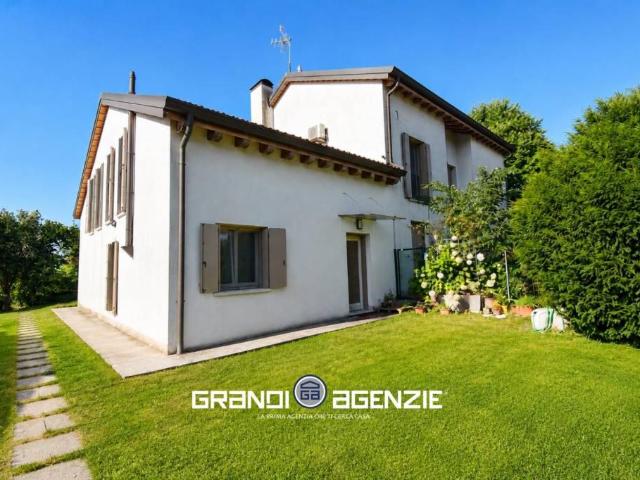 Villa bifamiliare in vendita a Villorba via trieste, Fontane