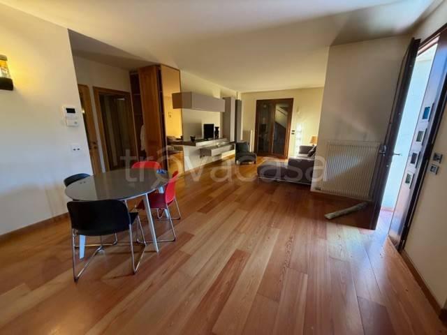 Villa bifamiliare in vendita a Villorba via Venturali
