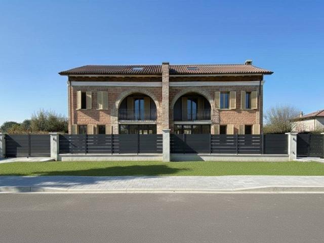 Villa bifamiliare in vendita a Villa Estense