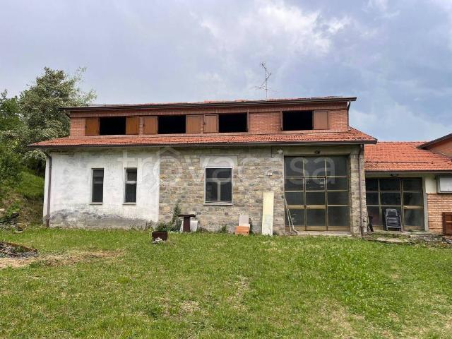 Villa bifamiliare in vendita a Villa Minozzo, Costabona