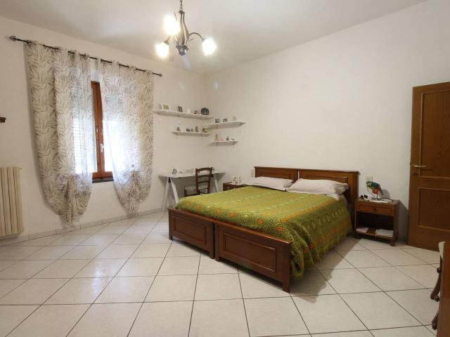 Villa bifamiliare in vendita a Vinci