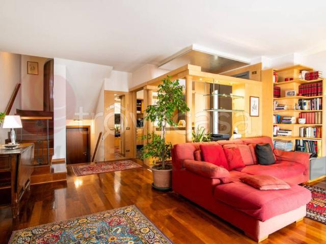 Villa bifamiliare in vendita ad Albignasego via Padova